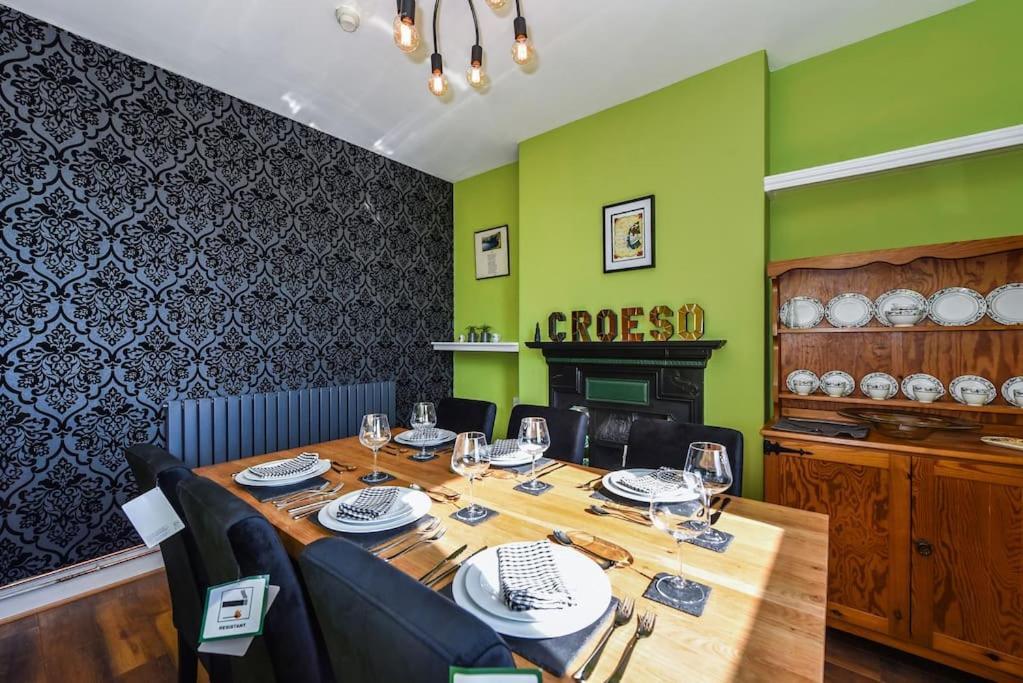 Traditional 3-Bed Property In Pontcanna With Parking Cardiff Bagian luar foto